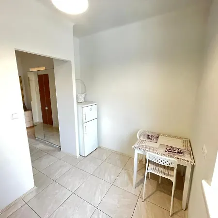 Yourapart Anielewicza شقة